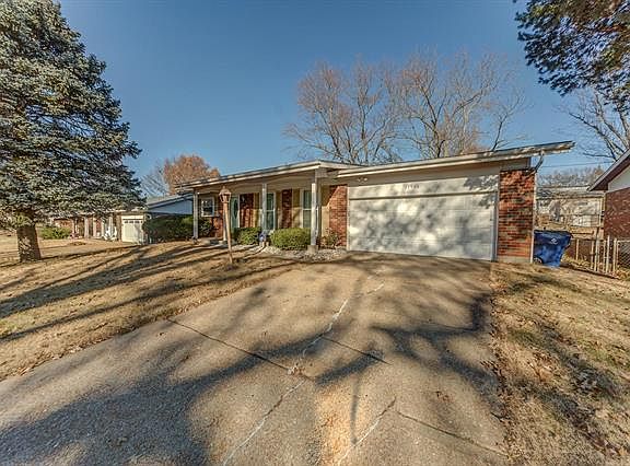 5th image of 11746 Macrinus Dr