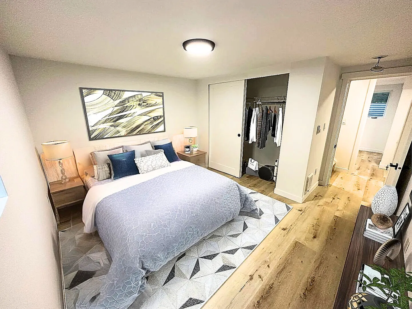2 bed, 880 sqft, $2,800 — Photo 2