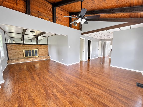 2nd image of 85 Harold St