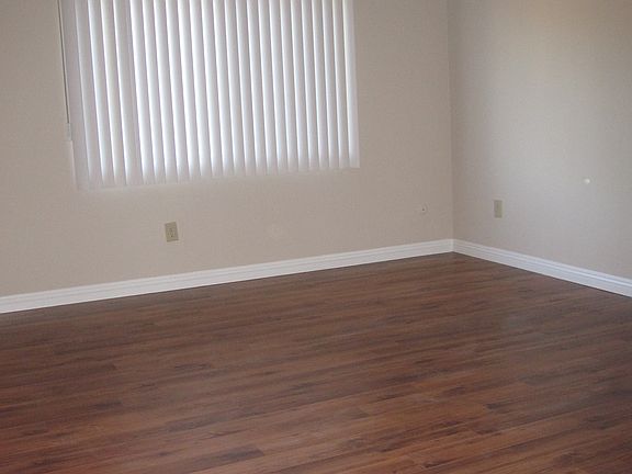 4th image of 350 S Oakland Ave Unit 302