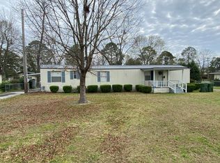 304 E 1st St, Adel, GA 31620