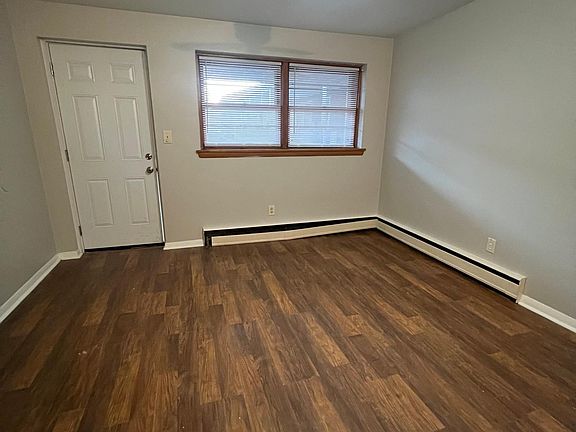 4th image of 14 W 26th St #6