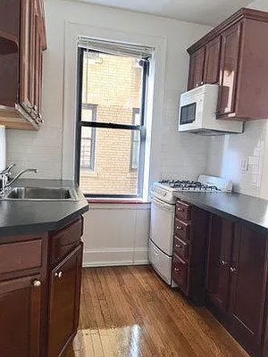 Rented by Axxess Realty Group | media 5