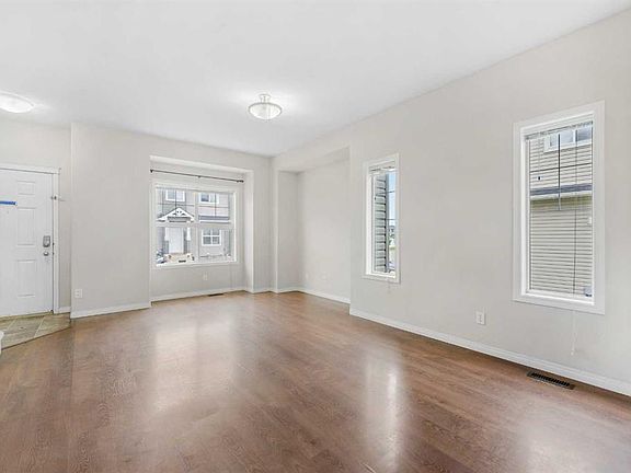 4th image of 111 N Tarawood Ln NE #4605