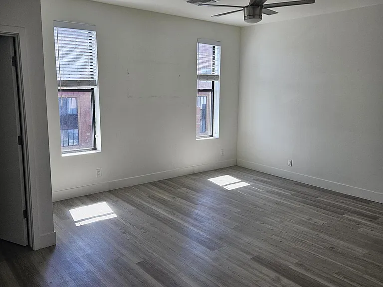 214 S Roosevelt St #L — Photo 27