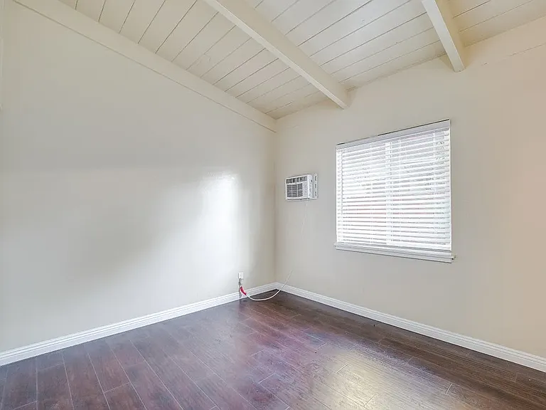 4360 Custis Ave #A — Photo 11