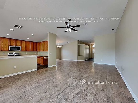 4th image of 6815 Monarch Park Dr