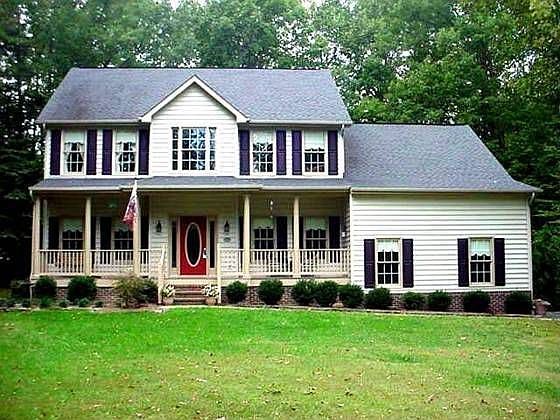 2nd image of 8020 Pembroke Cir