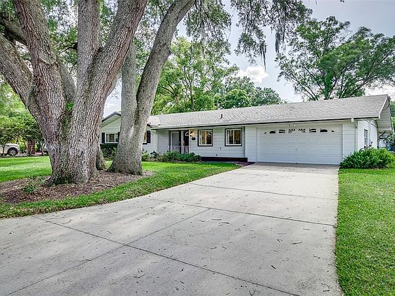 2nd image of 4215 Forest Hills Dr