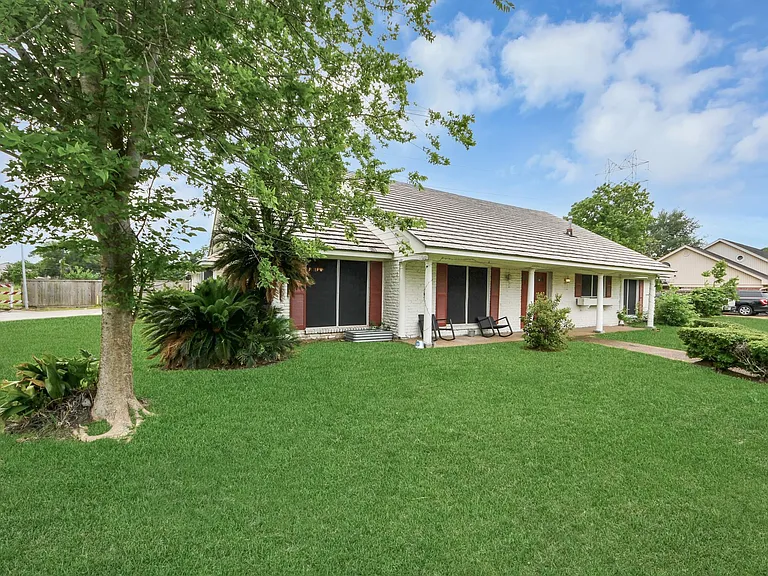 5001 Glenhaven Dr — Photo 5