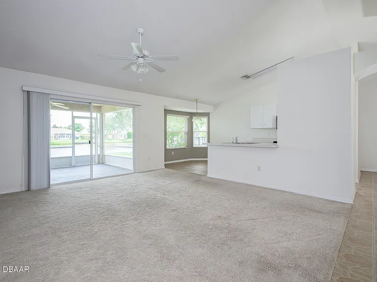 1712 Arash Cir — Photo 11