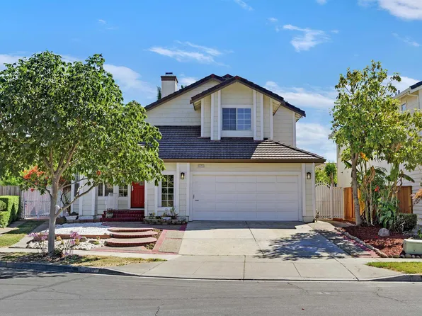 33701 Pacheco Dr, Fremont, CA 94555