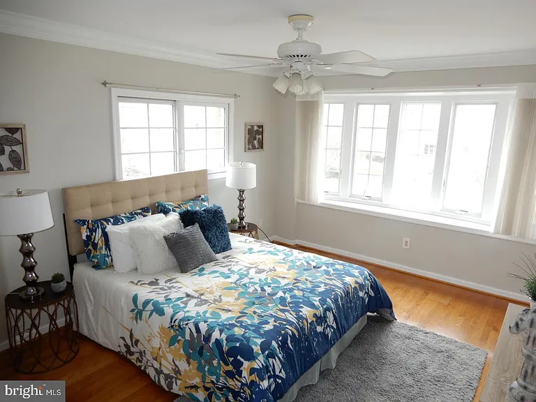 7115 Warbler Ln — Photo 16