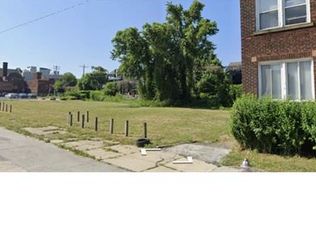 1720 Debra Ann Ln, Cleveland, OH 44112