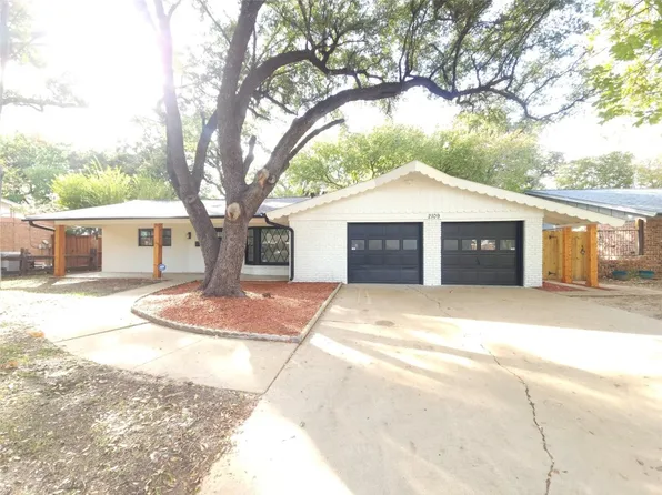 2109 Williams Pl, Fort Worth, TX 76111