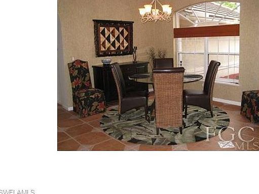 4th image of 14901 Laguna Dr