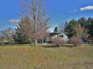 1701 E Brentwood St, Grawn, MI 49637