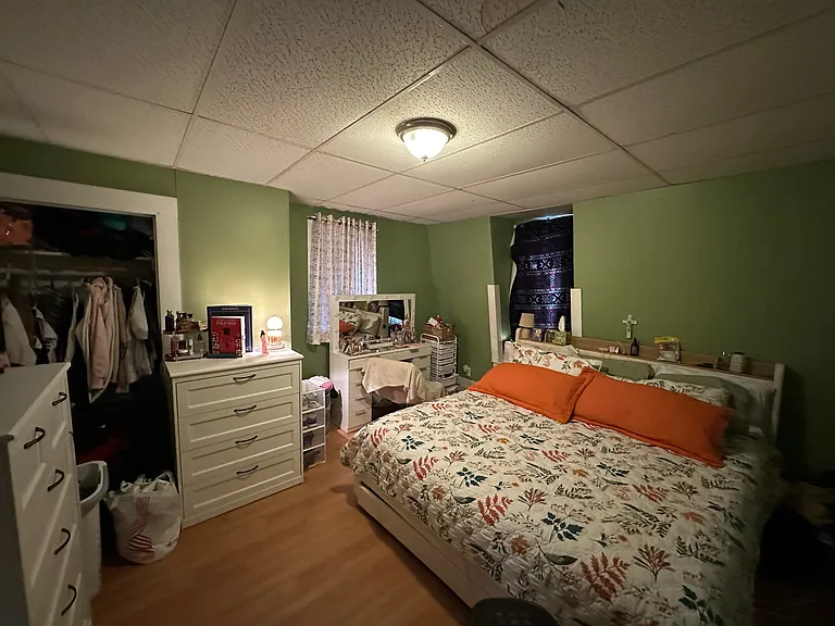 28 Monmouth St #3 — Photo 3