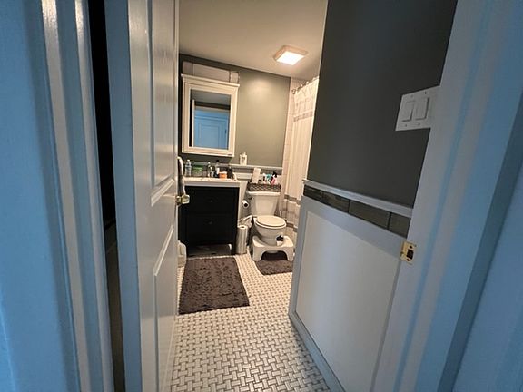 5th image of 4272 E Capitol St NE #Aa1