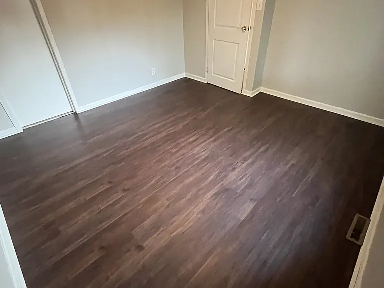 1014 Salem St — Photo 9