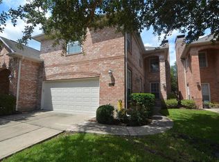 1018 Enclave Sq N, Houston, TX 77077