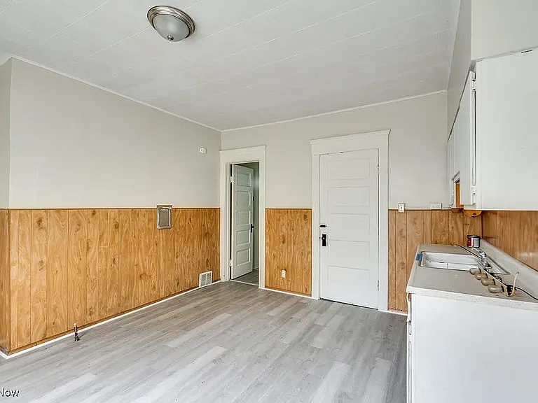1203 Norwood Rd #1 — Photo 9