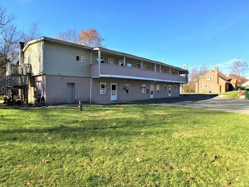135-9 Freetown Rd