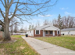 711 E Eureka St #709, Greenville, MI