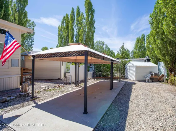 131 Whiffle Tree Dr, Thayne, WY 83127