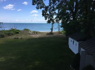 6694 Lakeshore Rd, Fort Gratiot, MI 48059