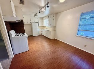 2411 S 5th St APT 6, Austin, TX 78704