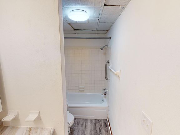 5th image of 124 Chestnut St Unit 107