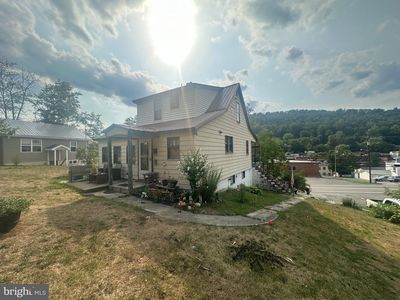 725 S Washington St, Berkeley Springs, WV, 25411