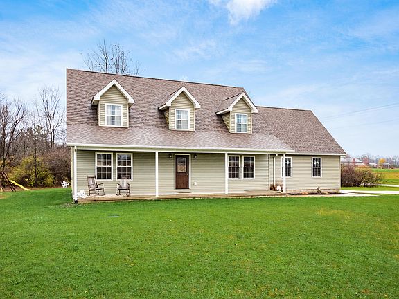 3rd image of 1285 Township Road 25