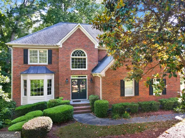 637 Braidwood Dr, Acworth, GA 30101