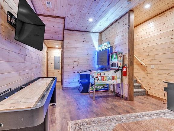 4th image of 727 Nighthawk Way Lot 61