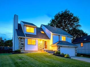 10436 Haskins St, Lenexa, KS 66215