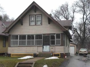 1615 Laird St, Omaha, NE 68110