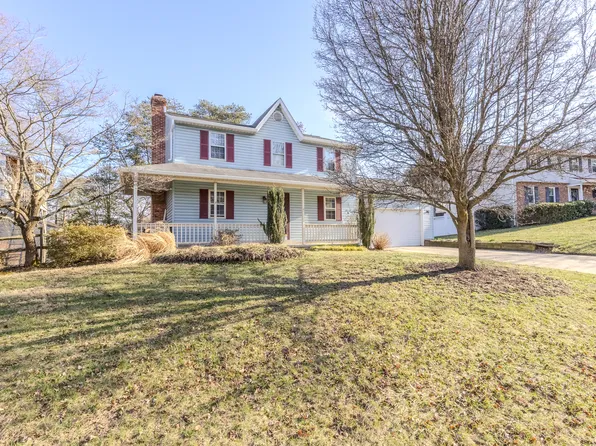 1315 Light Pines Ct, Severn, MD 21144