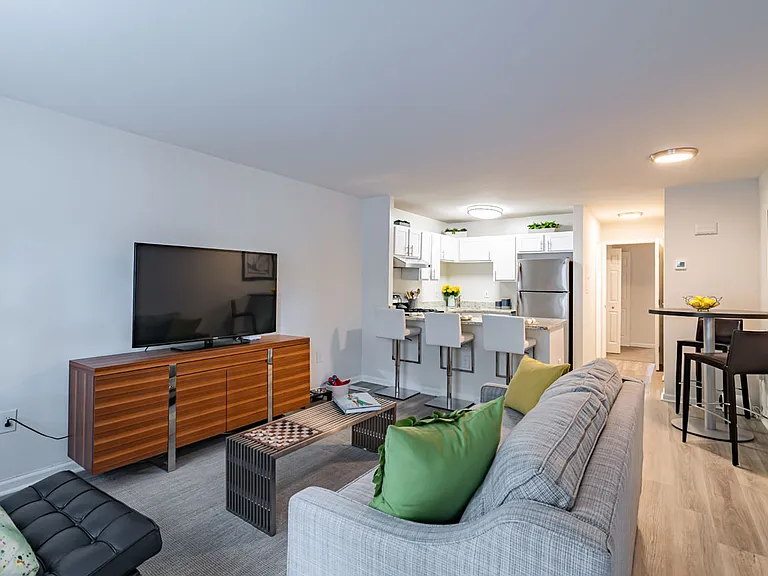 Nob Hill Apartment Homes — Photo 7