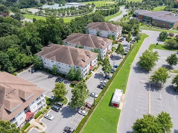 920 Southmoor Dr, Virginia Beach, VA