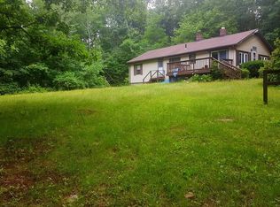 9 Brook Rd, Charlton, MA 01507