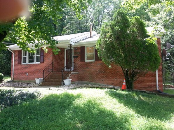 3117 Rosemary Ln