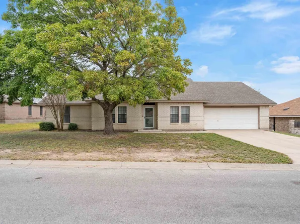 104 Tepee Trl, Del Rio, TX 78840