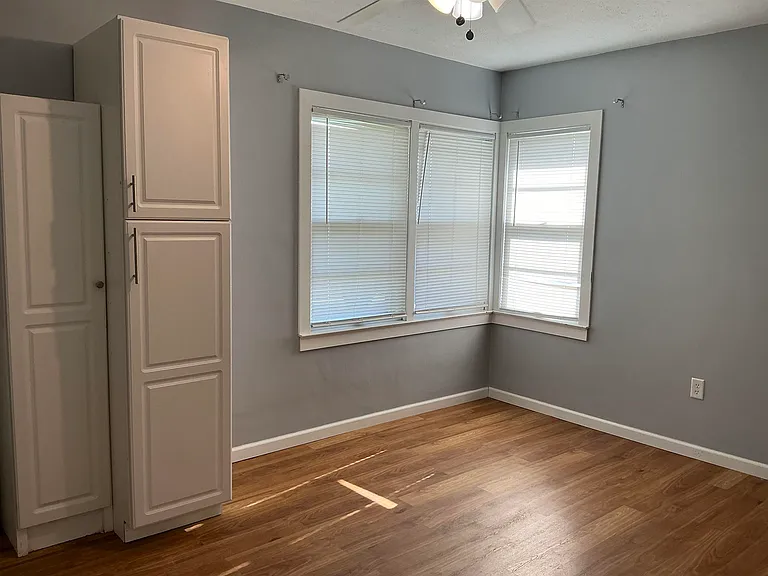 1314 W A St — Photo 11