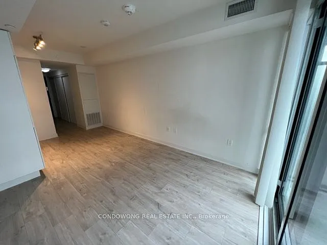 Studio, $1,800 — Photo 3