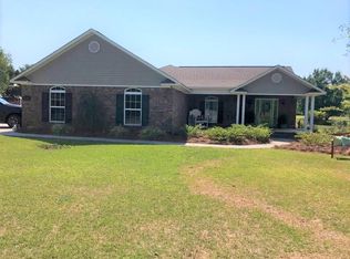 1188 Peggy Ln, Manning, SC 29102