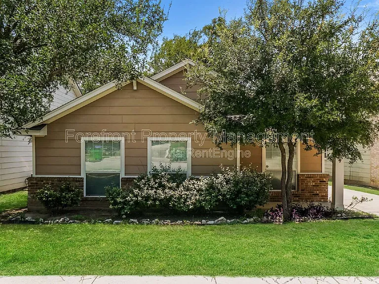 539 Willow Grove Dr — Photo 1