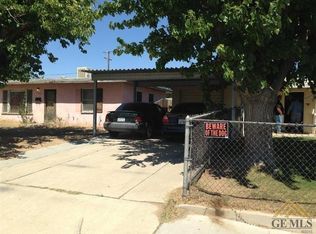 1812 Airport Dr, Bakersfield, CA