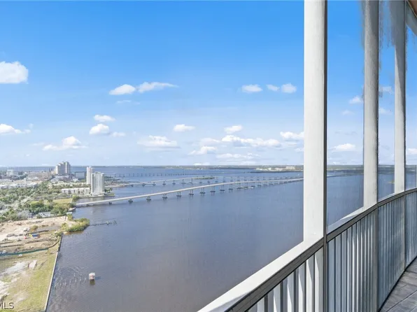 2743 1st St APT 2703, Fort Myers, FL 33916